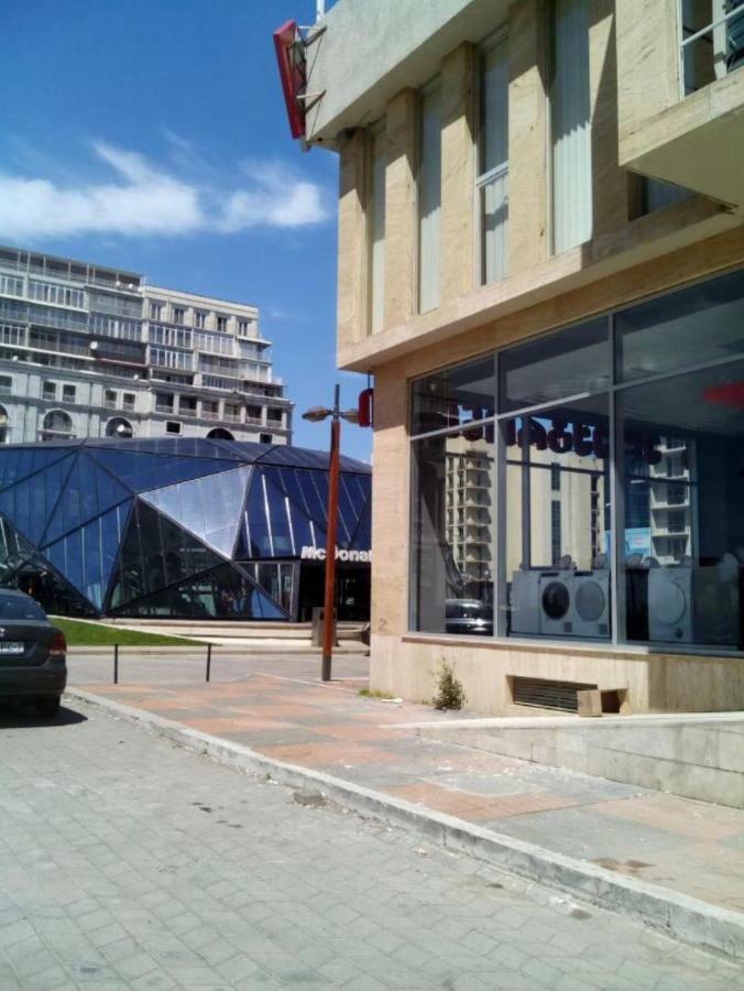 Удобные апартаменты с видом на море Батуми Экстерьер фото
